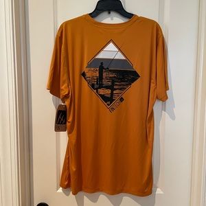 NWT Men’s short sleeve tshirt size L